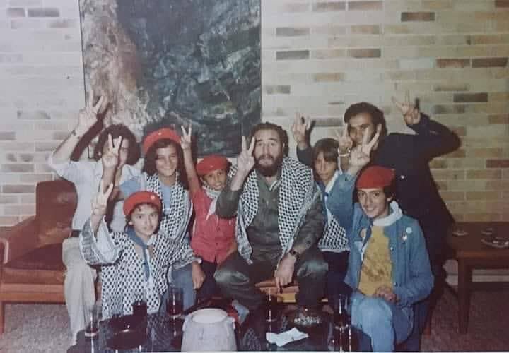 Fidel Castro with a delegation from Palestine.  (Havana, 1980s)