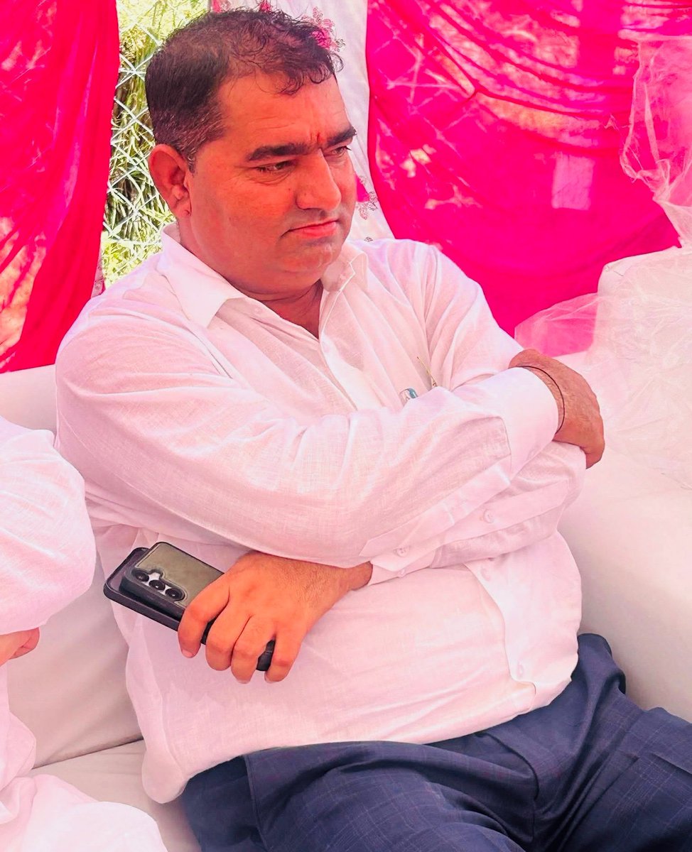 गुर्जर भामाशाह MRDS ग्रुप के चेयरमैन मातादीन पणिहार झालावाड़ पिपलोदी में स्कूल हादसे में पीड़ित परिवारों को आज सहयोग प्रदान करेंगे ।

राजस्थान की जनता की उम्मीद और विश्वास से परे योगदान होगा जो देखने लायक हैं ✊
#मानवता #झालावाड़_पीडि़त #गुर्जरसमाज 
<a href="/NareshMeena__/">Naresh Meena</a>