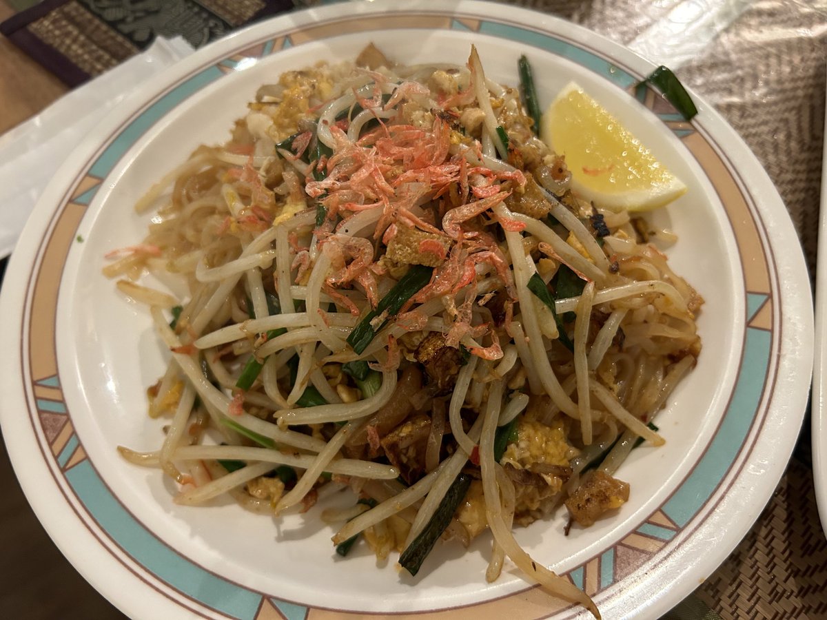 在日本吃了不下五家泰料了
我宣布
这家是永远的神
现在一周不吃一次都不得劲