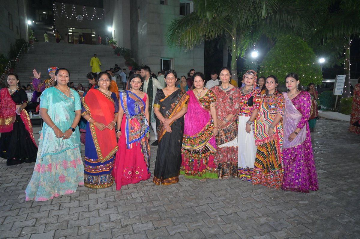 INFLIBNET's tweet image. The #INFLIBNET Centre hosted a #GarbaNight filled with devotion, joy, and dance on September 24, 2025. The staff members and their families participated with great enthusiasm. Here are some glimpses from the celebration event!
#Navratri2024 #INFLIBNETCelebrations #MaaDurga