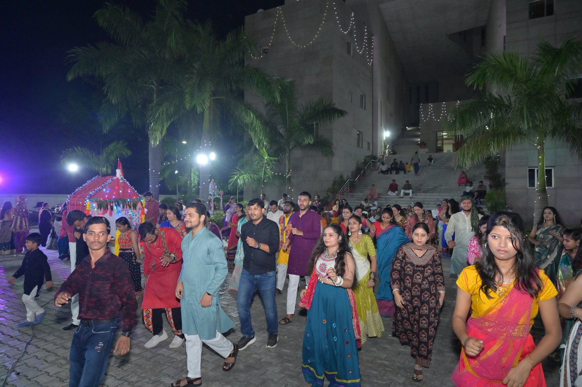 INFLIBNET's tweet image. The #INFLIBNET Centre hosted a #GarbaNight filled with devotion, joy, and dance on September 24, 2025. The staff members and their families participated with great enthusiasm. Here are some glimpses from the celebration event!
#Navratri2024 #INFLIBNETCelebrations #MaaDurga