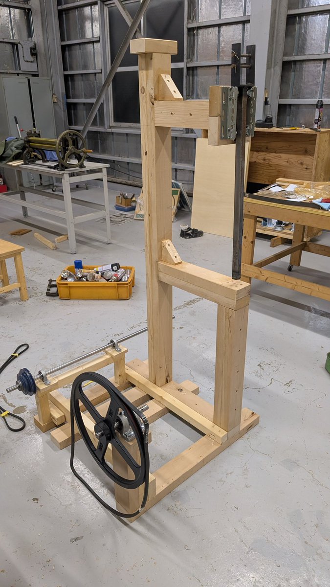 板金用半自動ハンマー。もう少しで試運転です。