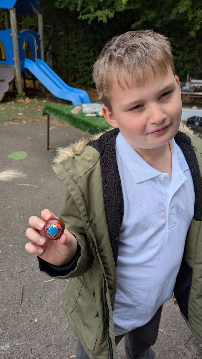 Guess what our fireflies have been learning about! We had so much conker fun #CTSforestschool <a href="/SencoCTS/">Mrs Carrack</a> <a href="/headcherrytree/">Cherry Tree Headteacher</a> <a href="/CTS_Watford/">Cherry Tree Primary School</a> <a href="/Emma5Hills/">Emma Hill</a>