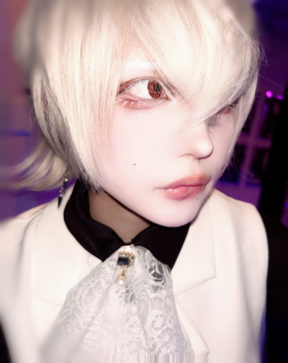 しろうさぎ！

後半まったり！！！会いに来てくださいい！！！

 #男装  #コンカフェ営業  #自撮り  #コンカフェ  #大阪ミナミ  #メンコン  #日本橋  #宗右衛門町  #初回