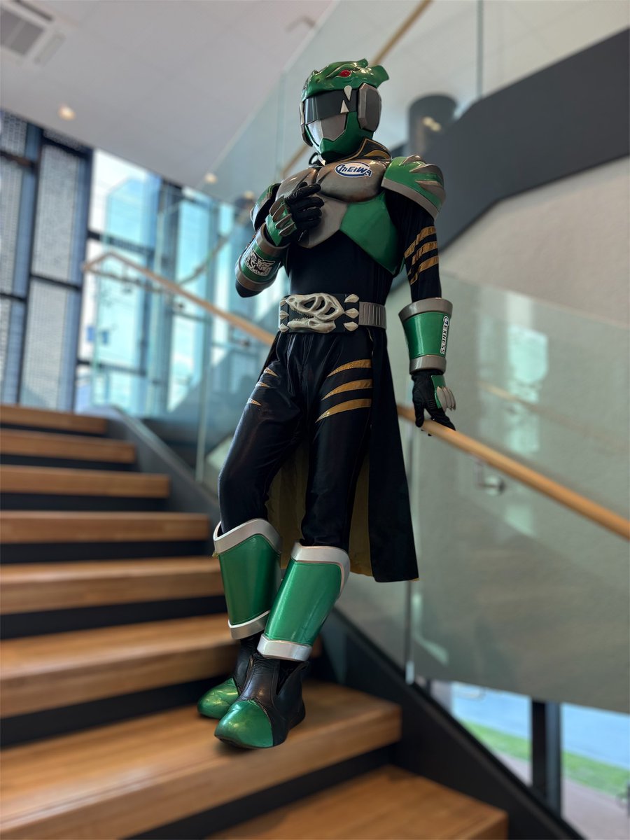 うちのプリンス見てくれる？👑🦖🔥
このお手振りで、イチコロになる女子多発してます💘

#フクイザー