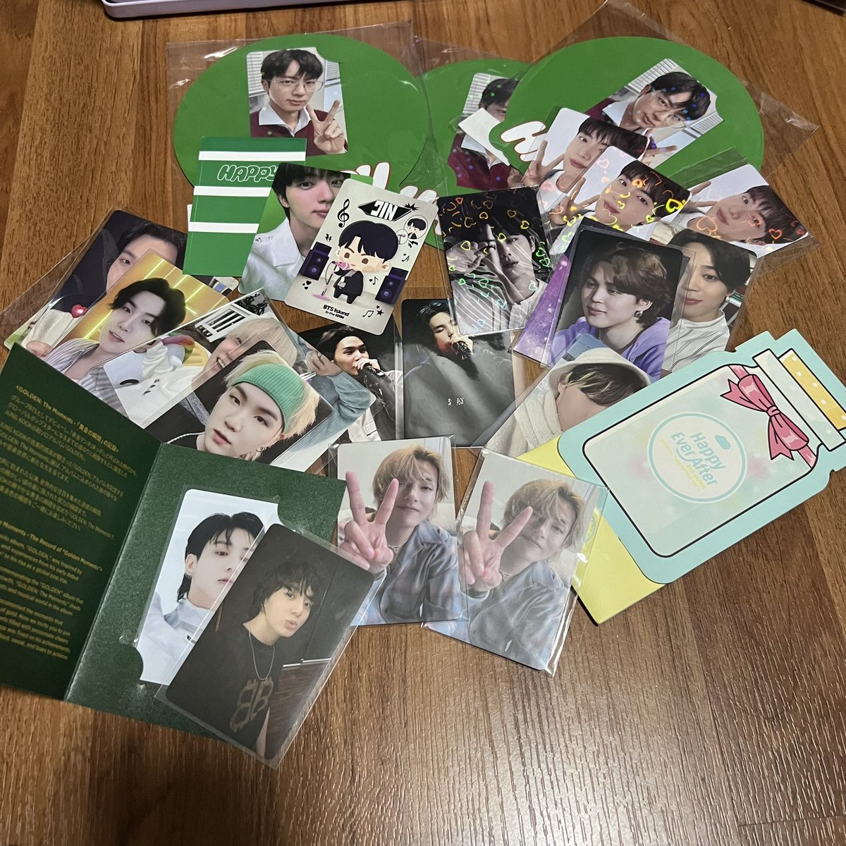 Mingisuga31's tweet image. เค้าฝากรีทวิตหน่อยค่า 🪄
 มีลงขายนิดหน่อย
📍ลงขายวันเสาร์ 
เวลา 20.00น.

#ตลาดนัดบังทัน #ตลาดรถไฟบังทัน #wtsbts #การ์ดจองกุก #การ์ดจีมิน #การ์ดจิน #การ์ดยุนกิ #การ์ดเจโฮป #การ์ดนัมจุน #การ์ดแทฮยอง ตามหา 방탄 포카 양도