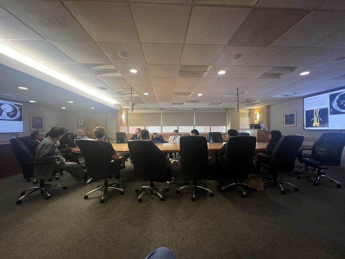 Full house at our case conference! Faculty and fellows tackled challenging scenarios with a multidisciplinary approach.
📌 Topic: Atypical Dysphagia Lusoria
🎤 Presenter: GI Fellow Dr. Khazaaleh
👥 Guest: Dr. Random (Vascular Surgery)