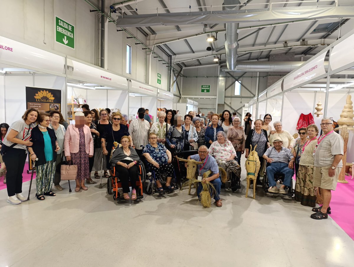 ¡Estamos de feria! 🎡
Esta semana hemos celebrado la feria de día en nuestros centros y visitado FERAMUR.
Una semana llena de actividades y ambiente festivo🎡 🎶✨<a href="/Feramur/">Feramur</a> <a href="/camaracomlorca/">Cámara de Lorca</a> <a href="/AytoLorca/">Ayuntamiento Lorca</a>