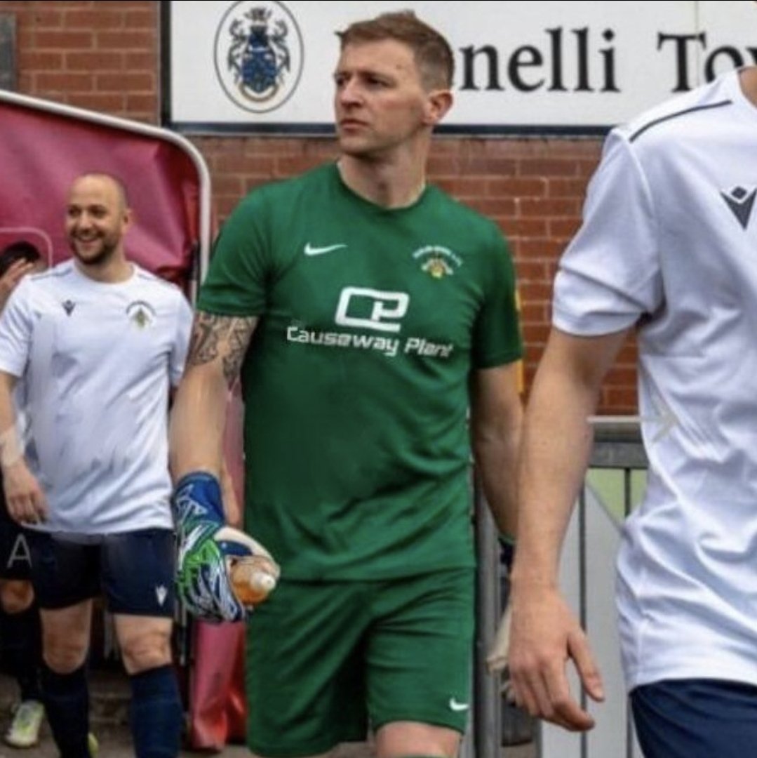 Dan Devine tweet media