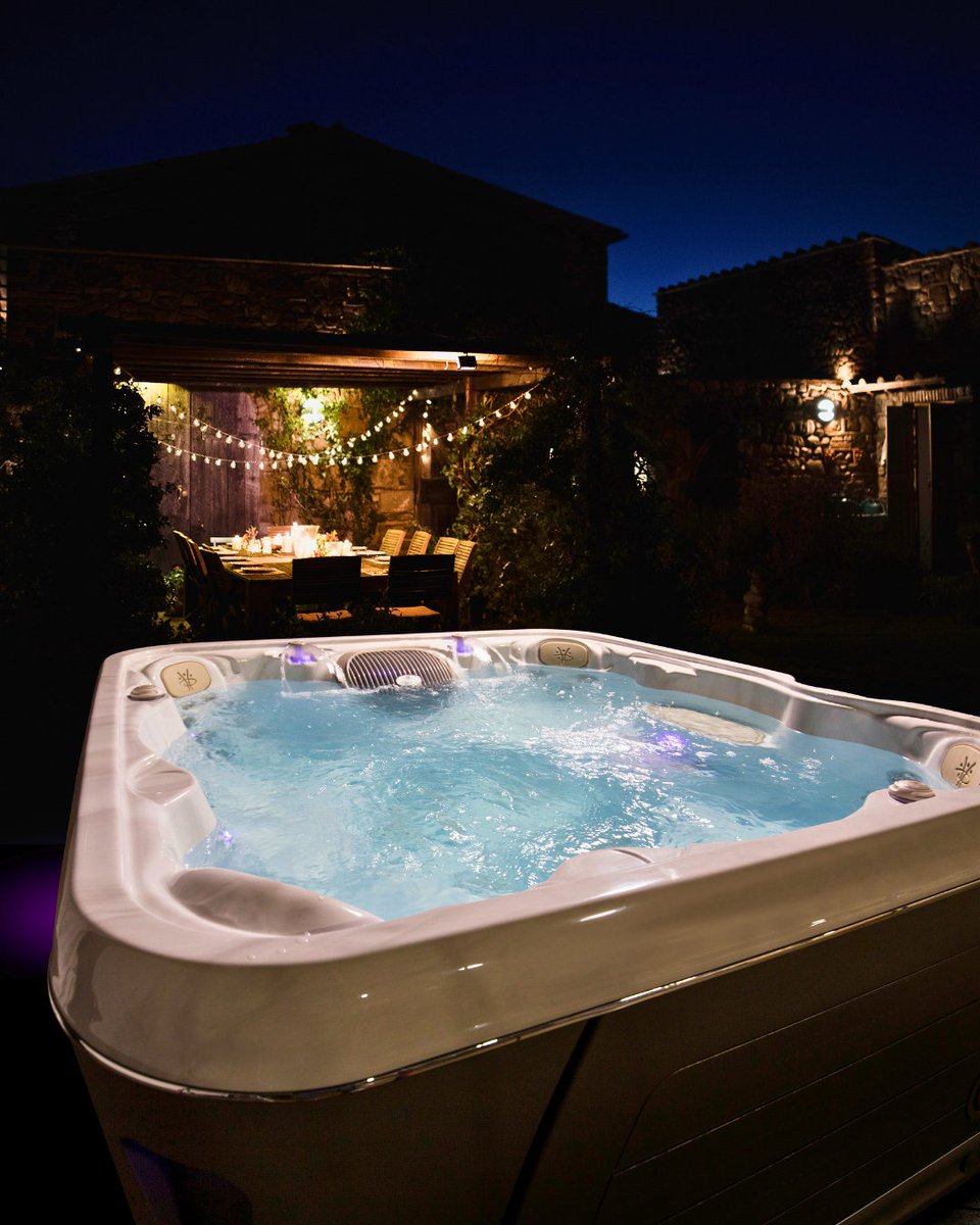 HotTubSwimSpaCo's tweet image. Missing holiday season? 😔
With your own Hot Tub or Swim Spa, the getaway doesn’t have to end. No suitcase, no queues — just calm, every day.
Create your forever escape: ow.ly/q0QQ50WO3NV
#StaycationSeason #HolidayAtHome #SpaGoals