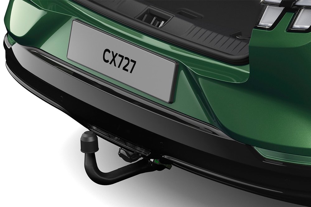 Mike_M_Klotz's tweet image. It may be ridiculously childish, but I will never not laugh at the European hitch system.