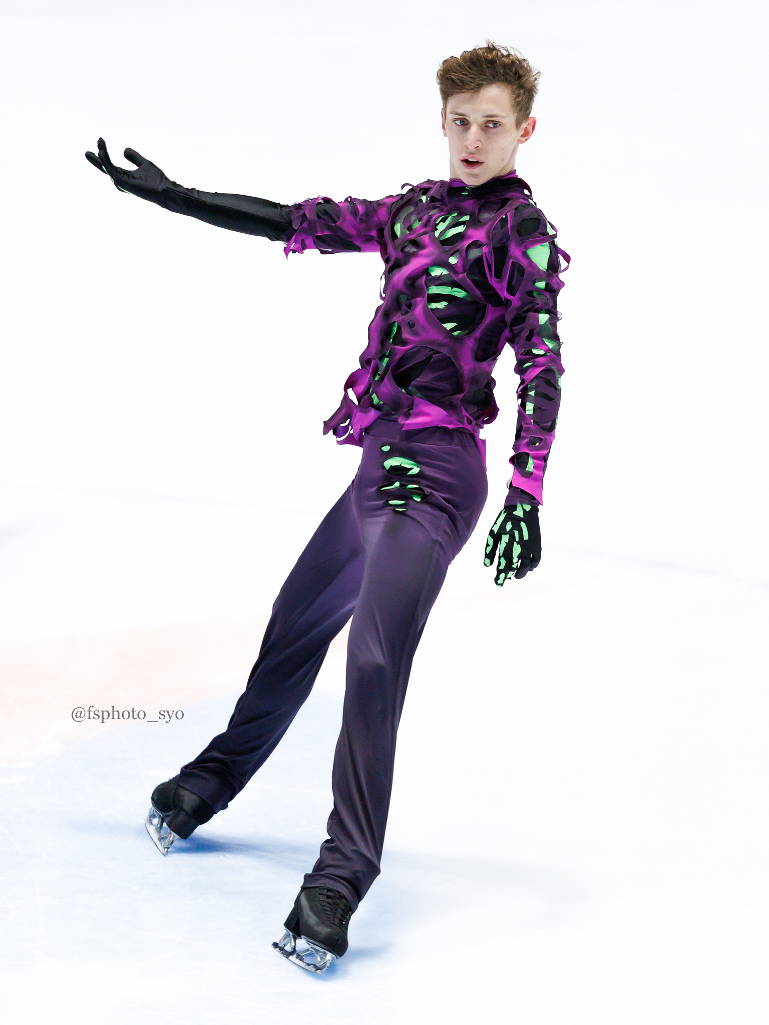 そば湯様 油そば 豚魂 瑞江駅北口店 TON-KON Abura Soba with a Giant