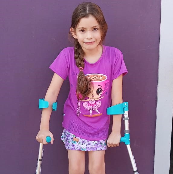 ♿💙 Seguimos entregando herramientas para promover la inclusión y la vida independiente

Estuvimos en:
📍 Sáenz Peña
📍 Aviá Terai
📍 Margarita Belén
📍 Resistencia

Entregamos:
🦽 Sillas de ruedas
🚶‍♂️ Bastones
🦯 Muletas
🛠️ Y otros elementos que ayudan a mejorar la movilidad