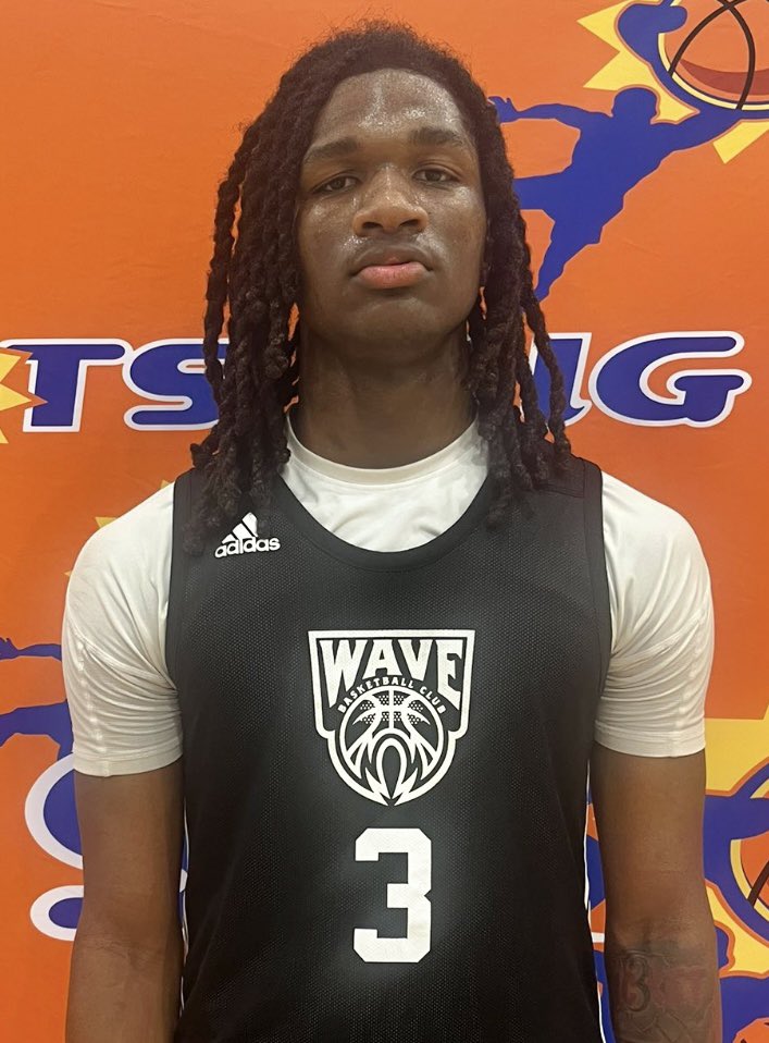 Granby got a boost with the arrival of 6’7 senior Deshawn Spellman (at left) who already holds D1 offers and is one of VA’s top prospects!    Alongside Spellman is All Tidewater 6’4 senior wing Antonio Williams (at right) who is drawing attention from all levels and holds D2 and