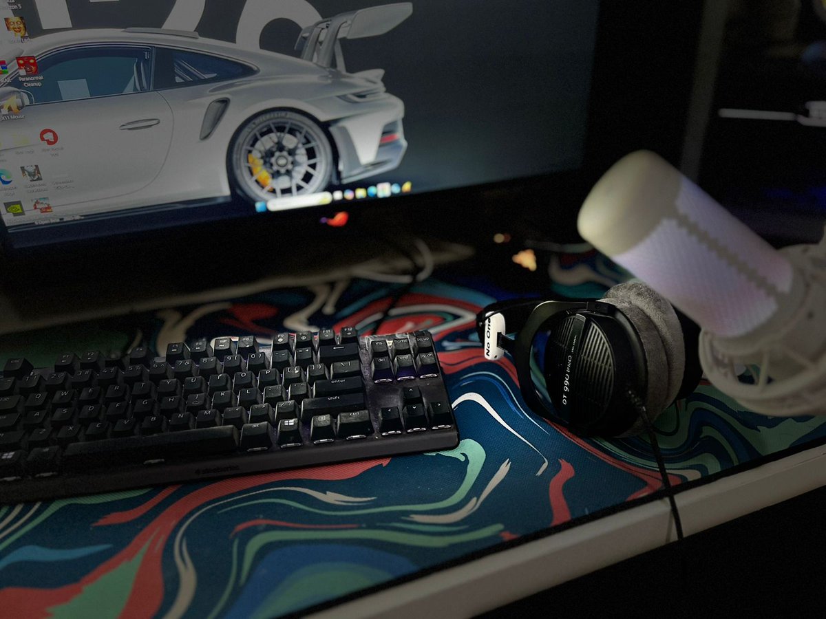 قطعة غيار لسماعات beyerdynamic DT مطبوعة 3D بجودة عالية، ومتوافقة مع أشهر الموديلات مثل:
DT 770 / DT 880 / DT 990 | DT 790 / DT 797 | HS 200 / HS 400 | MMX 300 وغيرها 
الميزة الحصرية مع Azalea 3D:
✔️ أقوى وأمتن من القطعة الأصلية
✔️ خيار إضافة اسمك أو شعارك (أو الاثنين معًا)