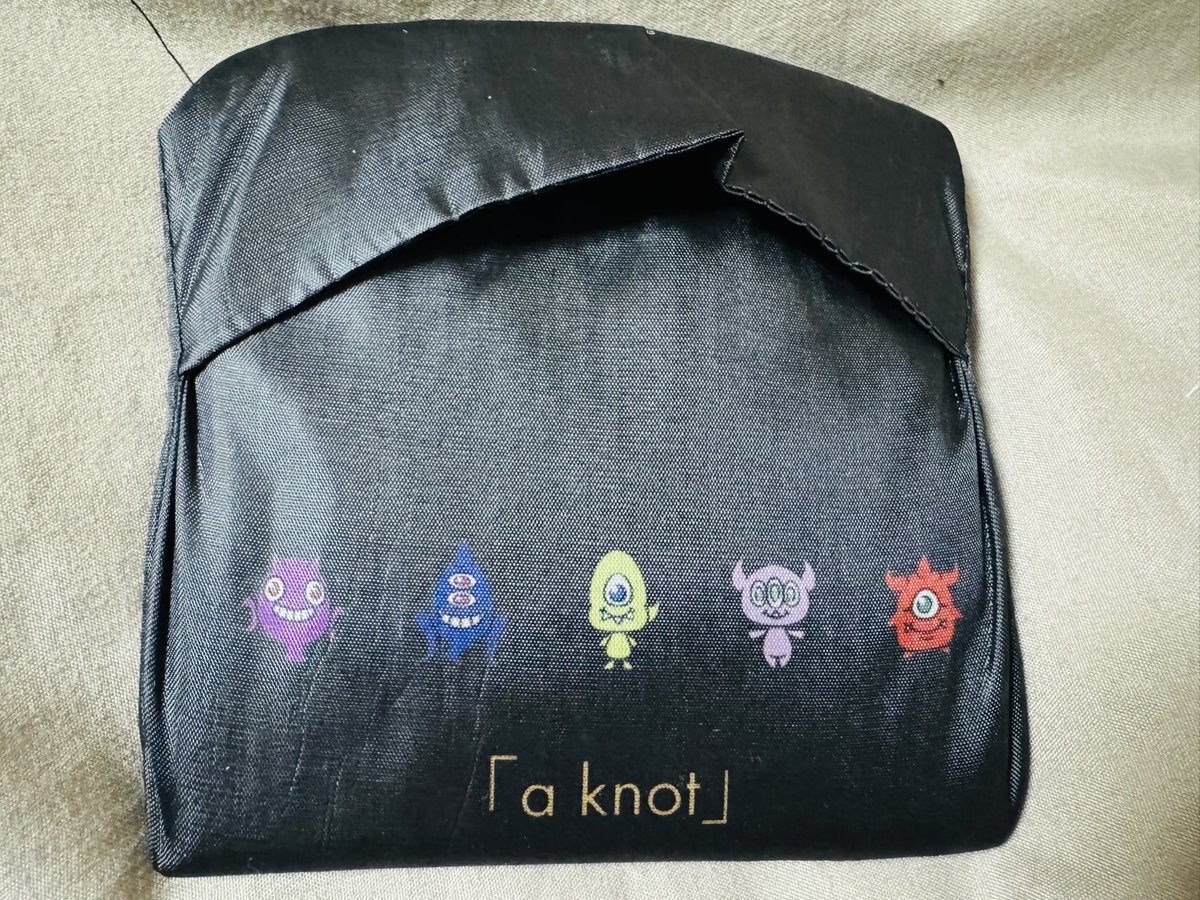 Dir en grey ファンクラブ
a knot 更新特典
今年も無事届きました😆
なんかかわいいデザイン🤣