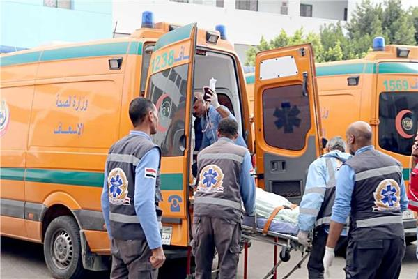 عاجل.. 5 رجال و6 سيدات.. التفاصيل الكاملة لإصابة 11 شخصَا بالتسمم في الدقي #بوابة_أخبار_اليوم 