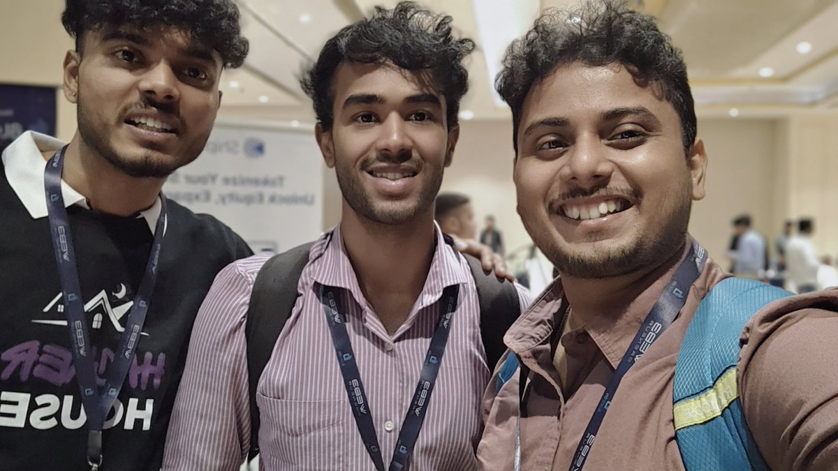 tempwallets's tweet photo. Feeling the incredible energy at the Web3preneur Summit 2025! ✨

Had amazing meetups with JP Sir (Founder, BlockON Ventures), @Dziner370473, @Sawhil_web_3, @raghavbadhwar &amp; @Kishh_Web3. 🚀

Web3 vibes at their best!💛 

#Web3 #TempWallets #INBM25 #Networking https://t.co/ggsHMScHnj