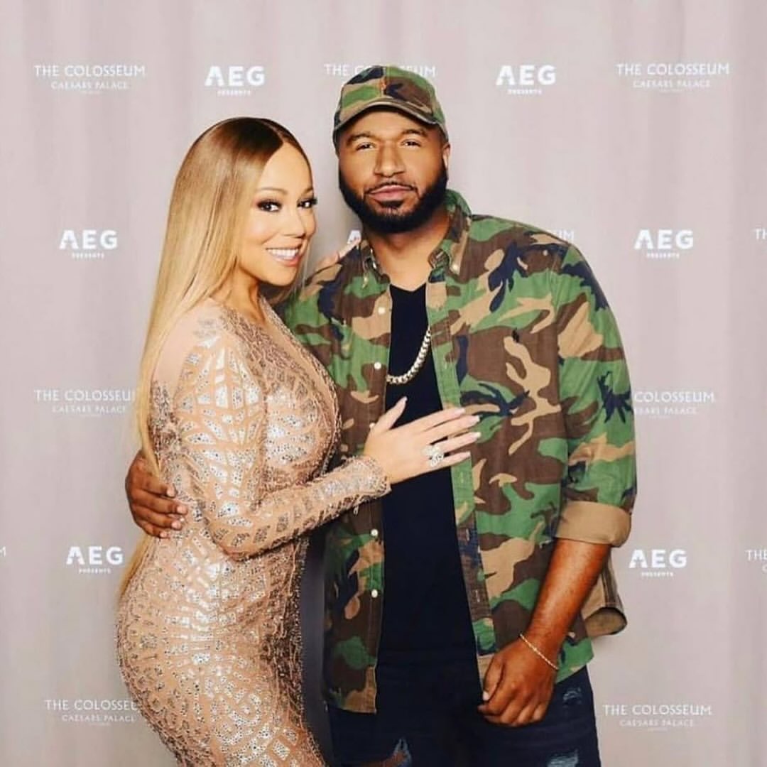 DJSUSSONE's tweet image. This is a @mariahcarey appreciation post to celebrate the release of her new album “Here For It All” which is available everywhere right now. So many 🔥 songs!! Here are some pictures of us throughout the years.  Go all stream the album immediately. 🙌🏽✊🏽 Also we will see you in…