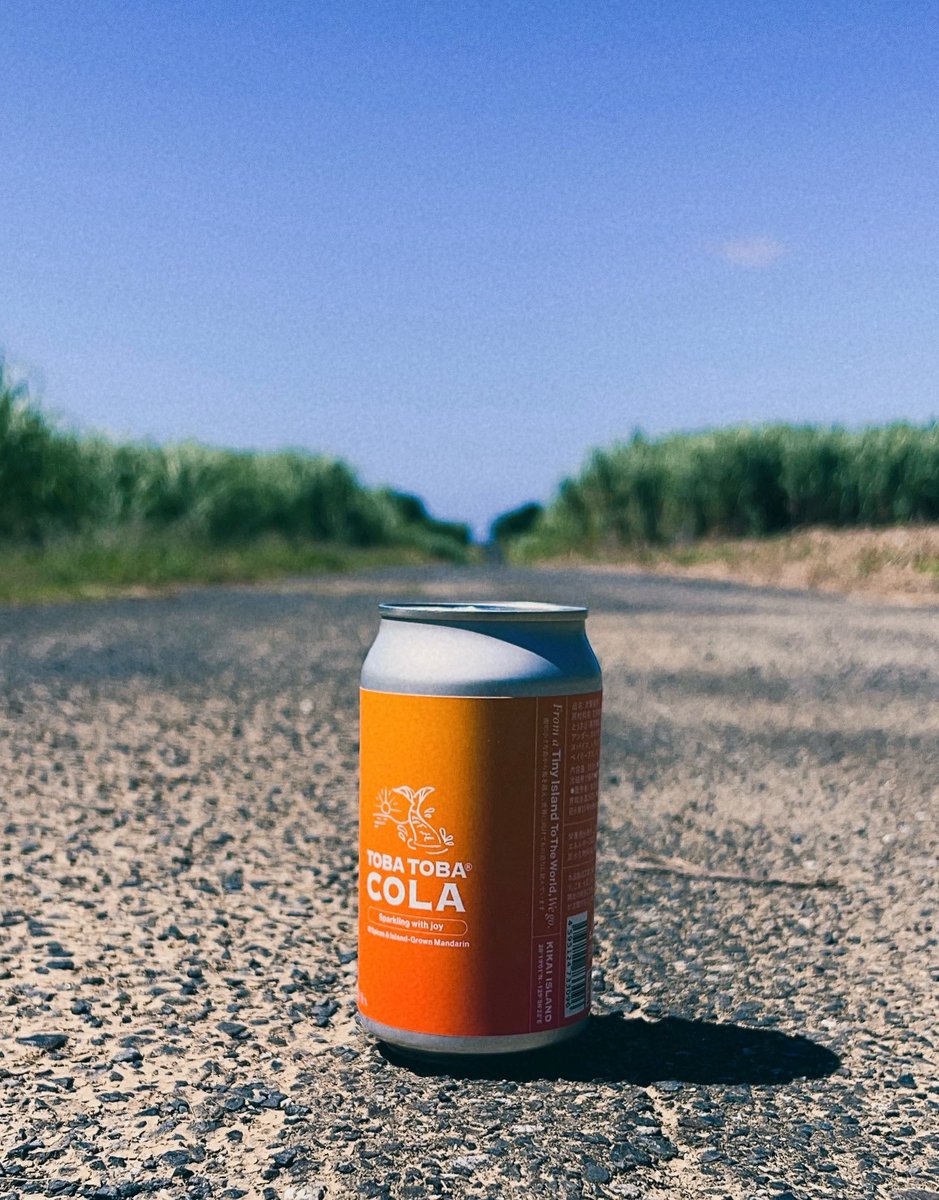 TOBA  TOBA COLA 缶🥫🎉
冷やしてグイッとそのままどうぞ🫶
オンラインストアでも、探してみてね🔍
tobatobastore.com

創業から5年。
シロップの製造過程を踏みながら、
炭酸水に特化した喉越し・味わいに缶の形態へアップデート。
より爽やかでジューシーな味わいをどうぞ🎉💥