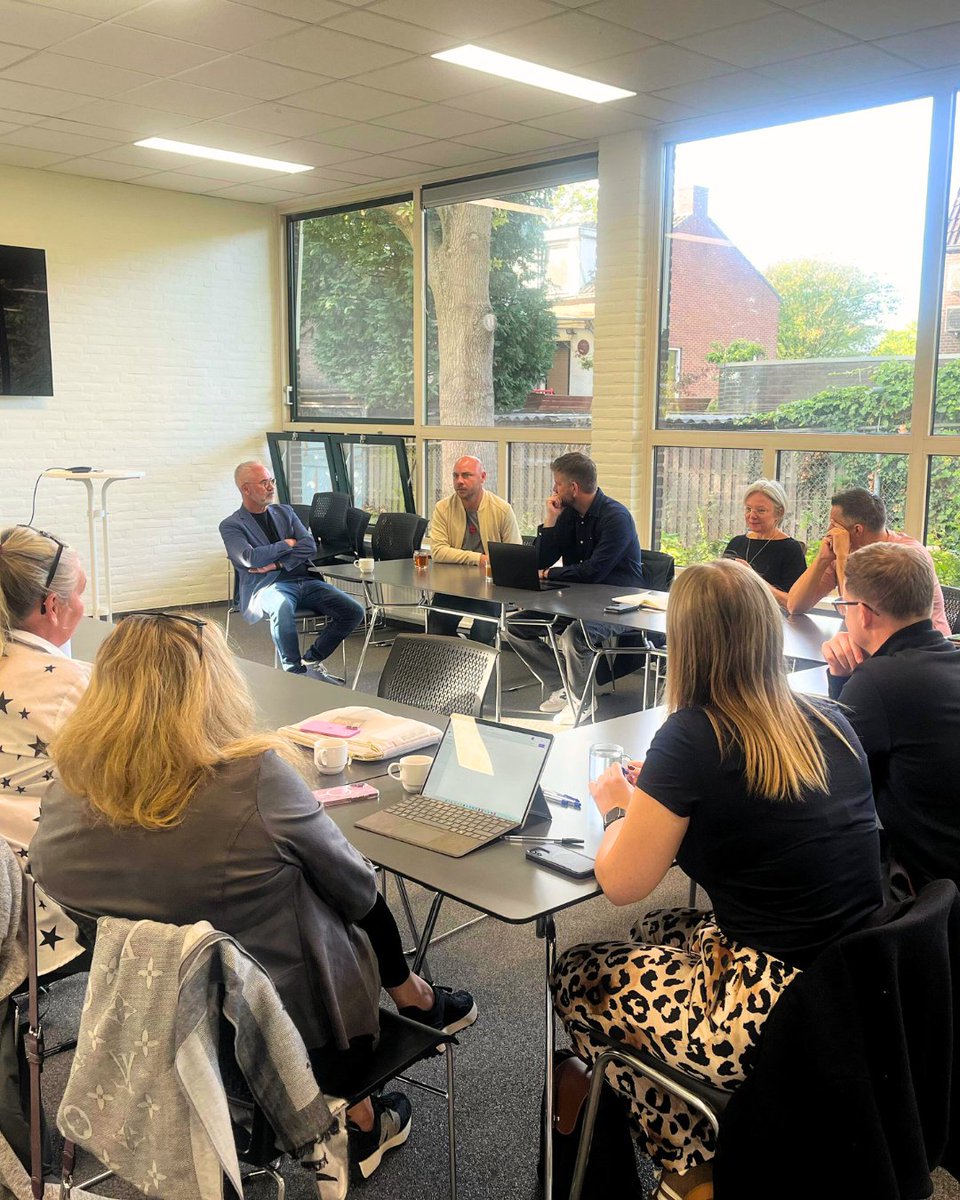 BallyhouraDev's tweet image. @BallyhouraDev  visited Heerlen 🇳🇱 this week as part of the @citicess #EUproject. We explored the Breakthrough Method, saw family coaches in action, and planned the Ballyhoura Breakthrough pilot. Excited to bring these insights home to Charleville! 💡❤️
#CITICESS