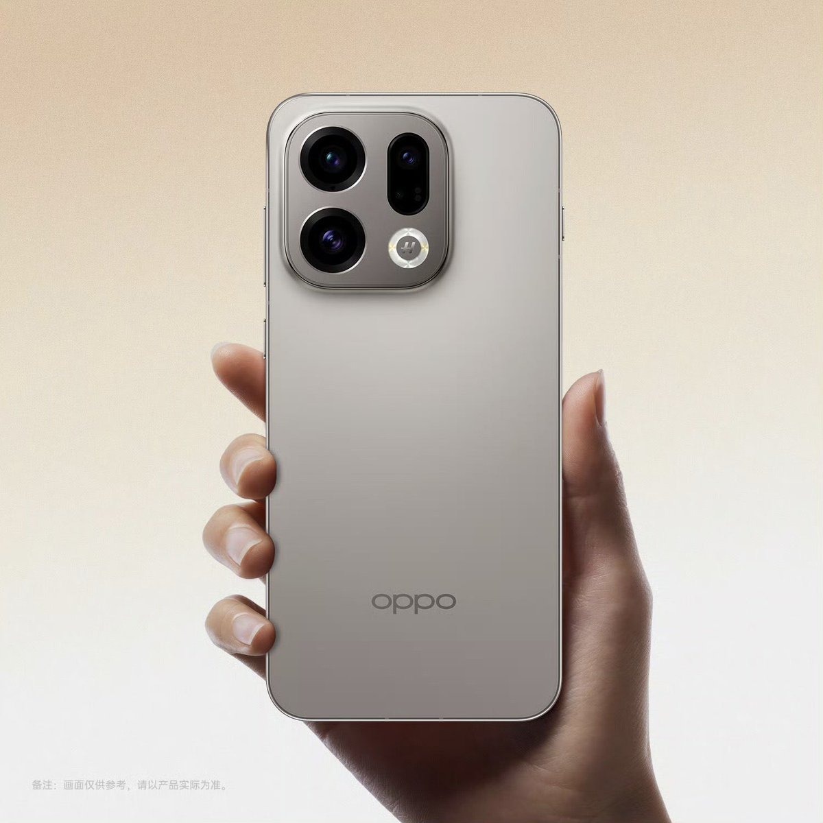 TechyPathshala's tweet image. OPPO Find X9 Series in Velvet Titanium and White.