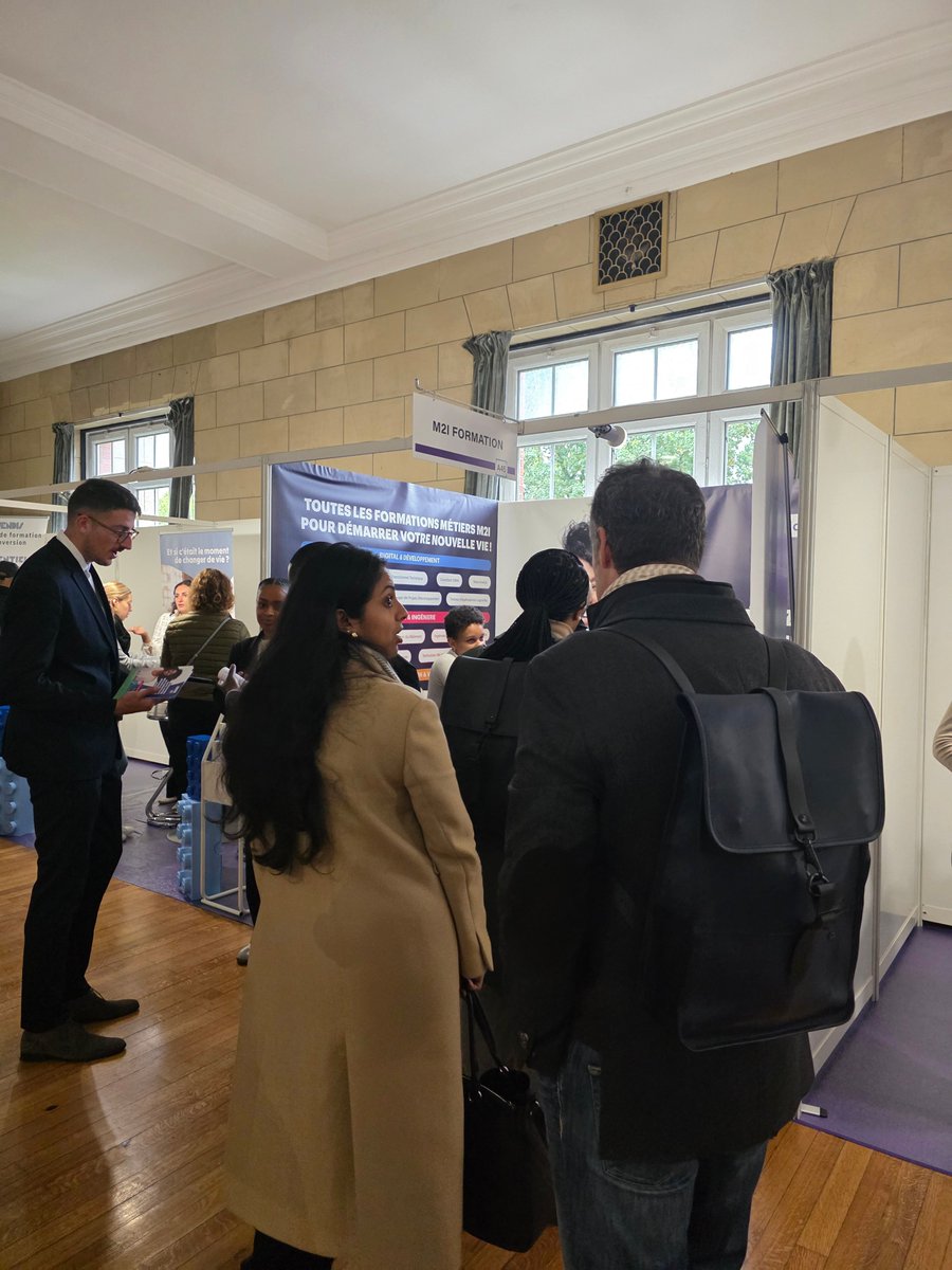 🚨 En direct du Salon Générations Reconversion !
📍 Stand A45 – Salle Adenauer
📅 26 &amp; 27 sept – Paris
🎓 Besoin de changer de cap ? Nos experts #formation vous conseillent pour bâtir votre avenir pro.
👉 Passez nous voir !
#ReconversionPro #GénérationsReconversion2025 #CPF #M2I