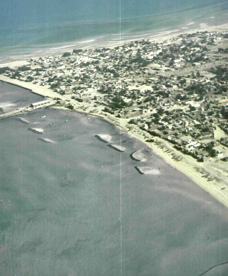 mohd_albuainin's tweet photo. #الجبيل .. من عصر النيوليت إلى الدولة #السعودية الحديثة

تُعد محافظة الجبيل ومحيطها واحدة من أغنى مناطق المملكة بالمواقع الأثرية المتنوعة التي تعكس تسلسلًا حضاريًا يمتد لآلاف السنين. من عصر النيوليت “العصر الحجري الحديث”، مرورًا بالحضارات الهيلينستية والإسلامية المبكرة، وصولًا إلى حقبة الدولة السعودية الحديثة، تبرز الجبيل كمرآة حيّة لتاريخ شرق الجزيرة العربية.
وسأقوم بسرد المراحل تباعاً من الأقدم إلى الأحدث ..