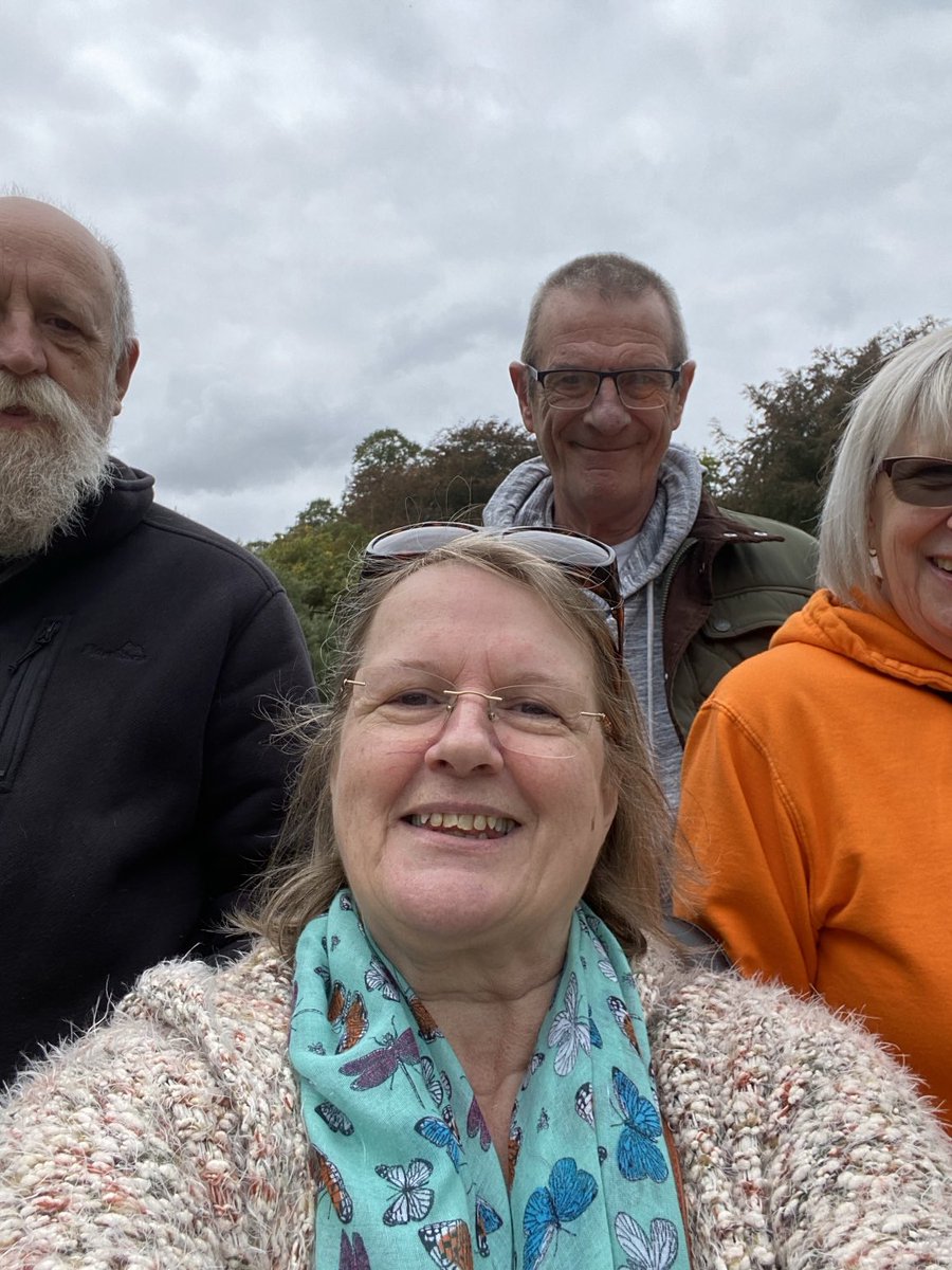 cfs_jo's tweet image. Been out to the local Country Park for an hour. Met up with my bro and sister in law and Enzo dog. I drove there 🎉 Lovely to be out in nature and to bring a bit home with me. #Conkers