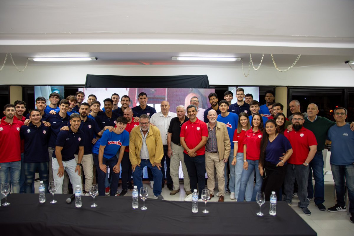 Unión Básquet tweet media