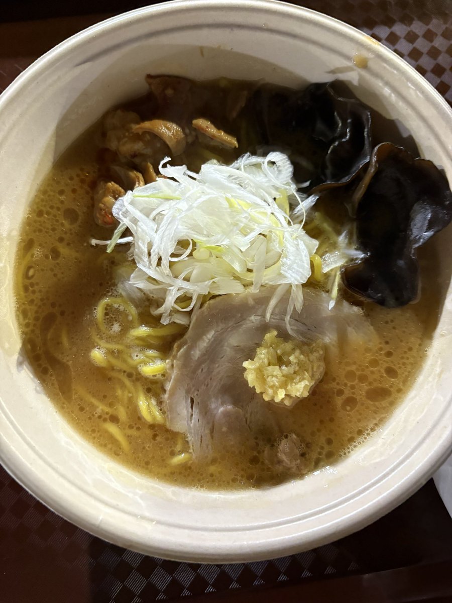 #さっぽろオータムフェスト
行ってきた~
ひさびさのEXITに癒された☺︎
らーめんも美味でﾊｯﾋﾟｰすぎた☺︎