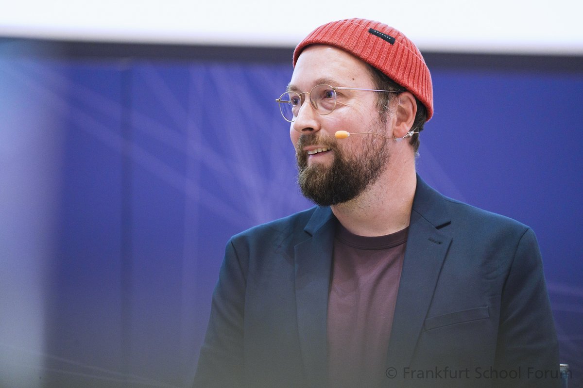 AllUnityStable's tweet image. 🎤 Peter Grosskopf closed #DigitalSociety25
AllUnity CTO & COO @peterlih delivered the closing keynote of the 3rd Digital Society Conference at #FrankfurtSchool.
💬 Topic: “Stablecoins from Europe — a new financial infrastructure for greater sovereignty.”
🤝Thank you to…