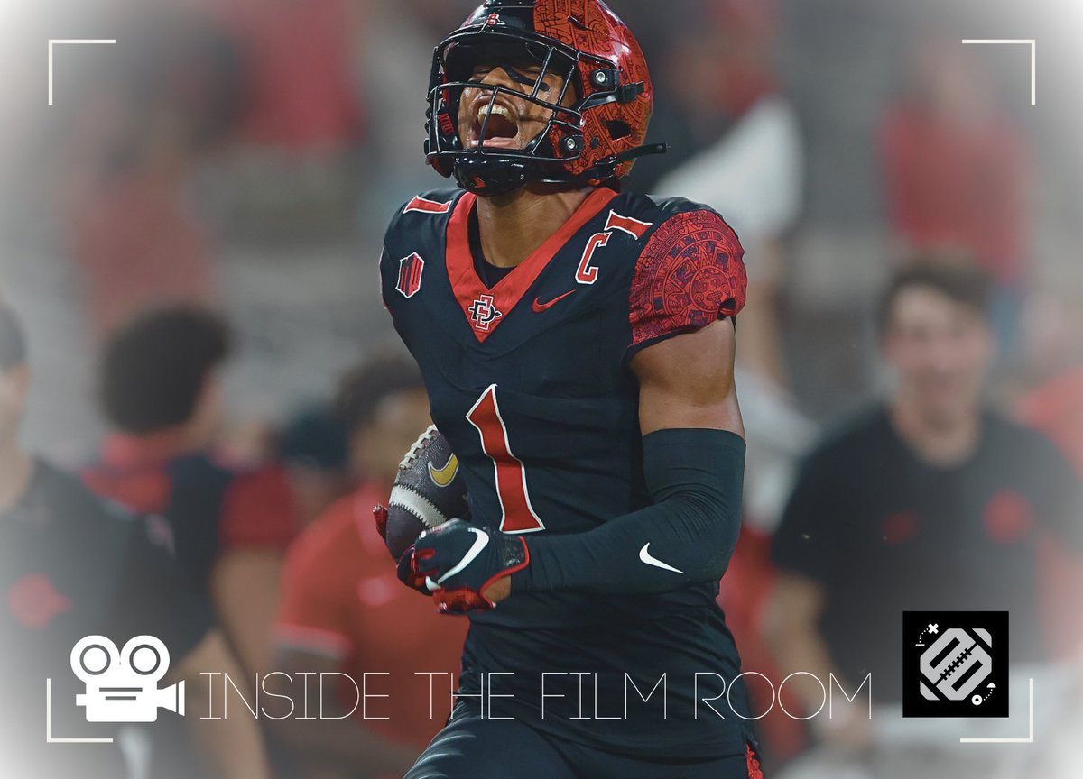 fakecorykinnan's tweet image. San Diego State CB Chris Johnson is coming off of a dominant showing a week ago in the blowout win over Cal that included a 97-yard pick-six. So let's turn on the tape in another Inside the Film Room to see just how good it was...
Link 🔻🔻🔻