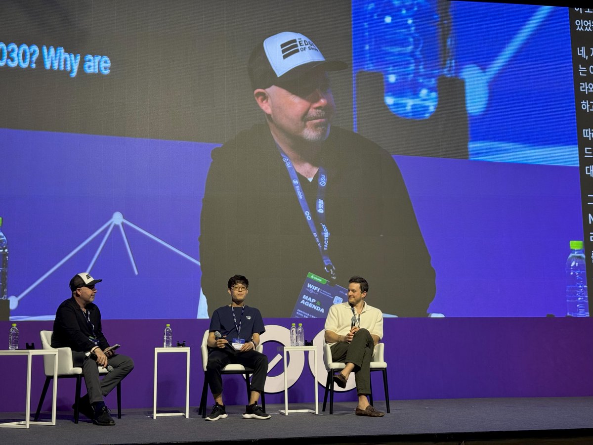 TheEdgeofShow's tweet image. Josh joined Cameron Kates (CEO of ApeCo) and @yusukejindo (CFO of Animoca Brands Japan) for the panel “Is Digital Art Dead? NFTs and the Future of Web3 IP,” diving into gaming NFTs, the market’s slide from billions to ~ $700M, and the trends shaping what’s next for Web3.