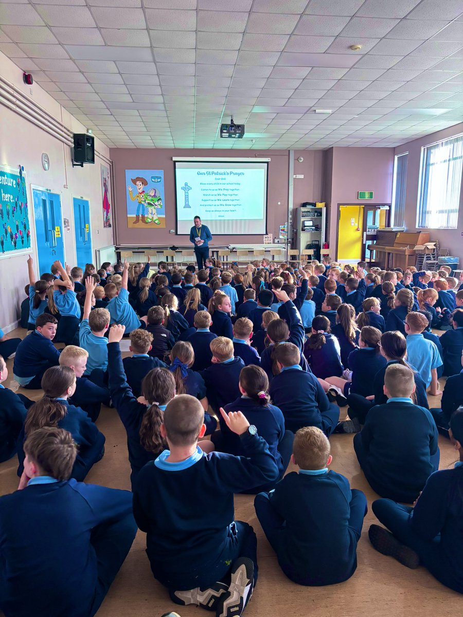 StPatricks15's tweet image. Meet our new St Patrick’s Pupil Council for 2025-26. 🗳️ 
We have already started to plan for the year ahead, think about our roles &amp;amp; create a pupil voice that helps improve our school. We started our roles today at Friday’s whole school assembly. #StPatricksLeaders #PupilVoice