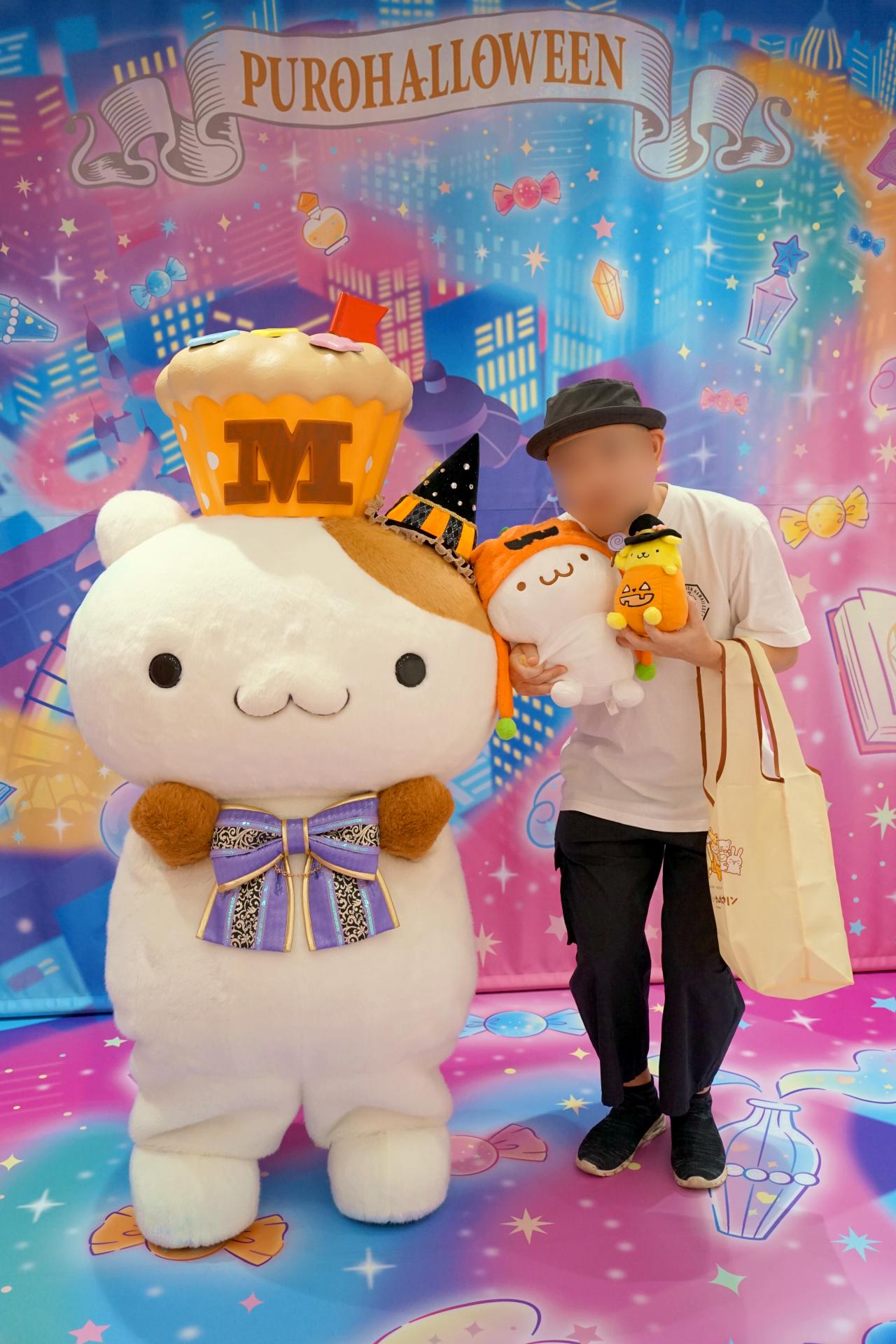 y*u様 ポムポムプリン マフィン　カフェ　ハロウィン　マスコット　カボチャ　タ ポムポムプリンが魔法使い、マフィンが黒猫に変身！ ハロウィン