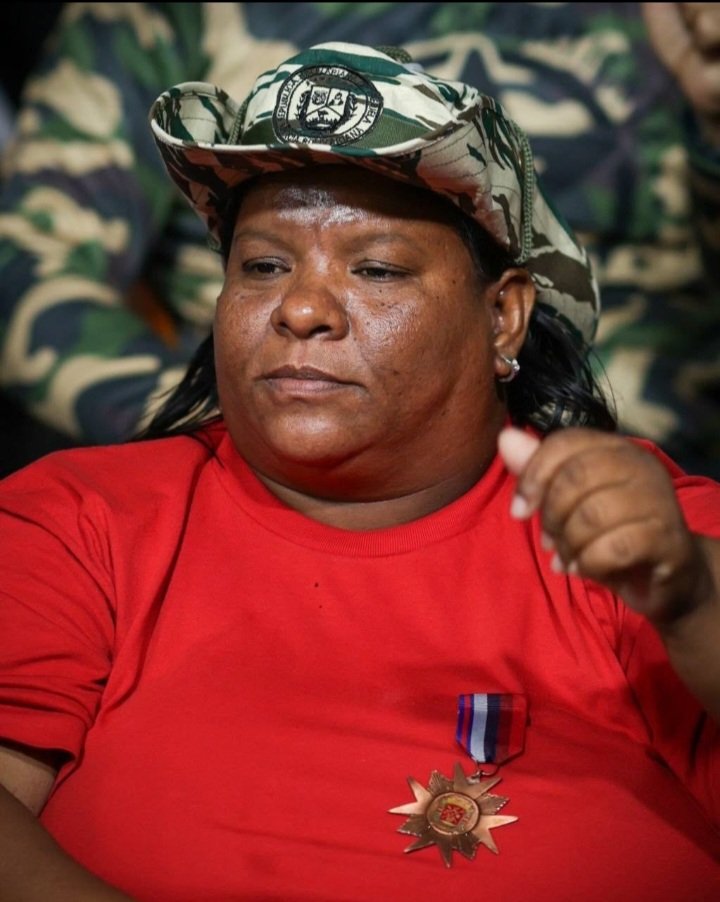 Ella es Venezuela. LA AMO ❤️❤️❤️ 
#VenezuelaSoberana 
#UnleashDracarys 🔥🐉