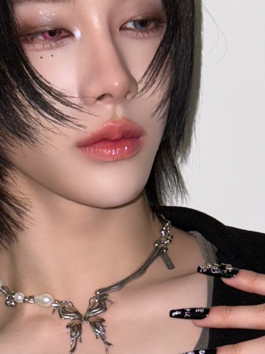 250926 — b.stage 💭 🩷: “EVOL! See you tomorrow🩷 (I guess you