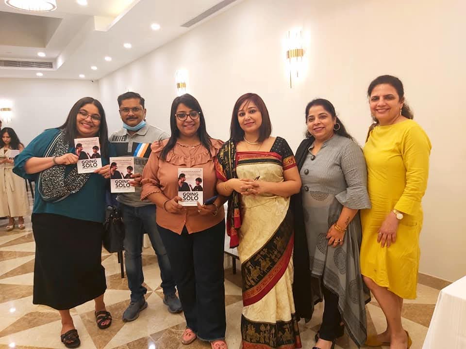 sujatavidu's tweet image. Today marks the fourth #anniversary of my beloved 
#Handbook for  #SingleParents &quot;Going Solo - Raising Happy Kids.&quot; I&apos;m thrilled! A heartfelt thank you to @TheBookBakers, @vishwakarmaprakashan, @atlanticindia, and @Imjyoti5 for your unwavering belief and support.#bookanniversary