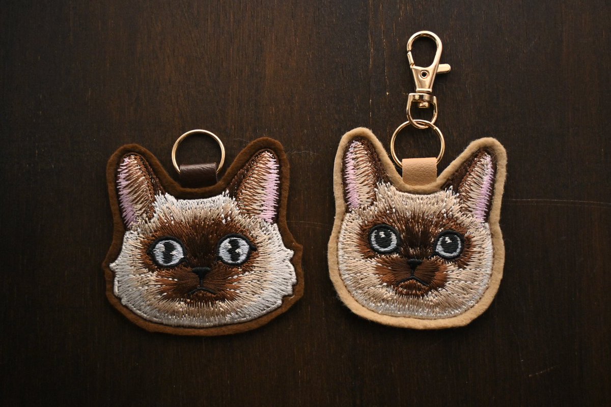 R-449 ✴︎レジン カボション✴︎ネコ型✴︎8カラー◡̈*❤︎ R-