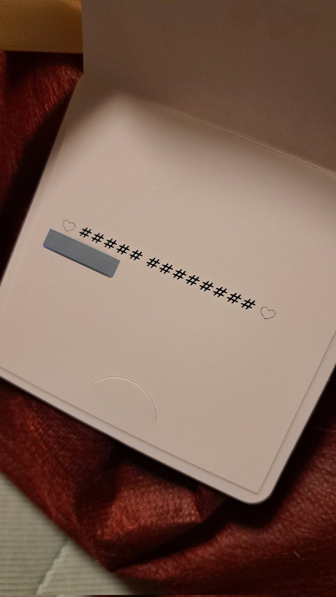 Amazonのギフトラッピング
メッセージつけてウキウキでプレゼント渡したら文字化けしてた