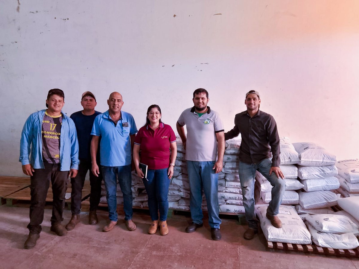 IndertPy's tweet image. Alianza entre INDERT y @UGP_Py entrega millonario aporte a campesinos en semillas
indert.gov.py/indert/index.p…
#GobiernodelParaguay
@SantiPenap @AllianaPedro