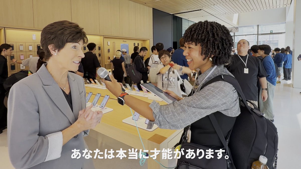 TODORIKI_yz's tweet photo. アーティストである事とAppleファンである事
その両方でいる事を自ら迷うこともあるんだけど、今日ハッキリと「それでいいんだ」と確信できるようになった。
Appleが大好きな絵描き
それがわたしよ。
だからこそ、O’Brienさんにこう言ってもらえて、もう震えるほど嬉しかった
#fanart
#MadeOniPad https://t.co/uCDmSijzmu