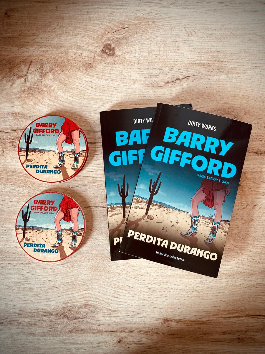 dirtyworksedit's tweet photo. ¡¡¡La semana que viene preventa y el día 15 de octubre en librerías!!! 

PERDITA DURANGO

❤🔥

BIG TIME!!!

Ilustraciones de cubierta de @el_ciento 💥

#dirtyworkseditorial #barrygifford #colecciónBarryGifford #perditadurango #coolashell #literaturadealtocopete #ahílollevas https://t.co/zuBPpWWNpo