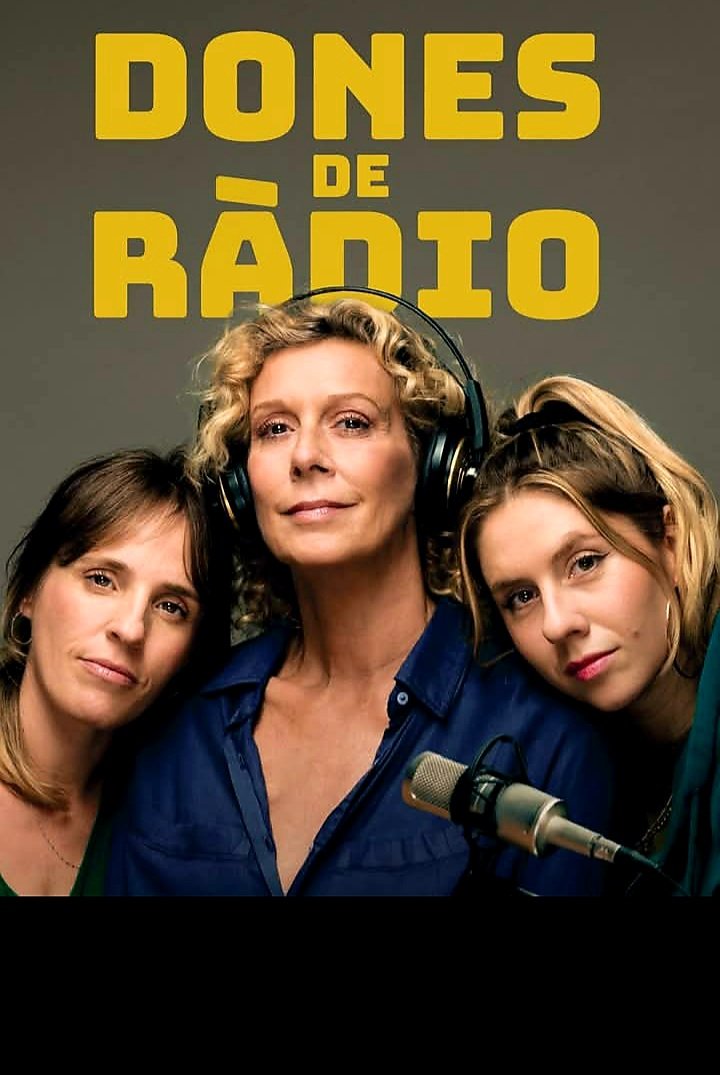 🎭 "Dones de Ràdio"
Tres dones, una malaltia i una història plena d’humor, tendresa i força. Amb Àngels Gonyalons, Sara Espígul i Sara Diego.
🗓 Dissabte 27 de setembre 20 h
🎟️ Entrades a 👉 lapassio.net/donesderadio
#donesderadio #TeatreCatalà #teatre #CulturaViva #Esparreguera