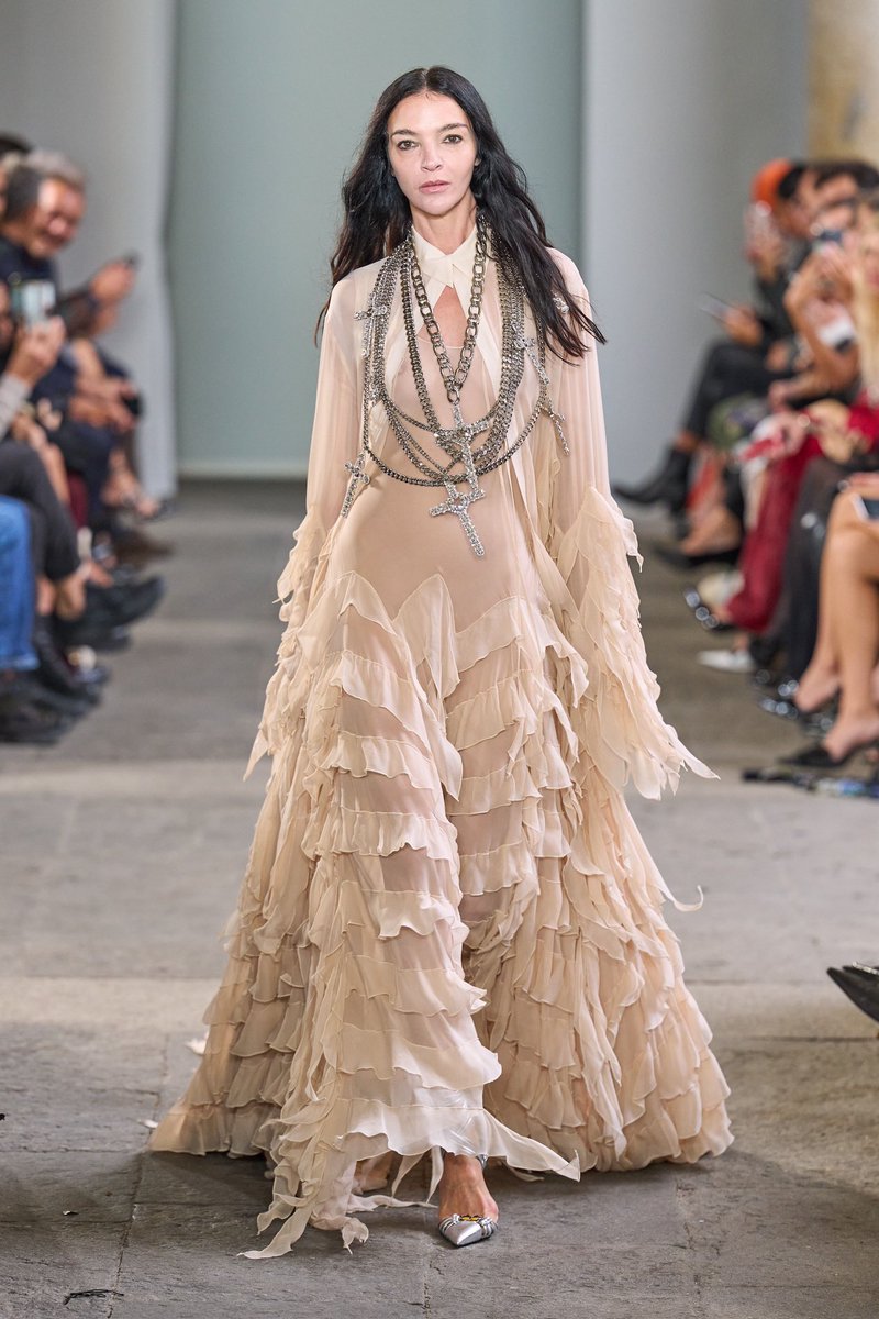 aquariusbby6's tweet image. Blumarine, Spring 2026