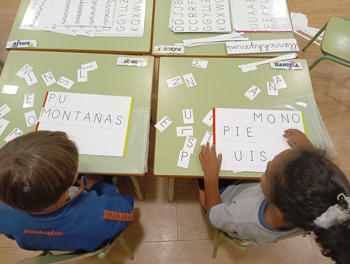 Repasamos lo aprendido el curso pasado con nuestro material del método. Si se convierte en un juego todo es mucho más fácil.
#lectura
#imaginación 
#comprensiónlectora