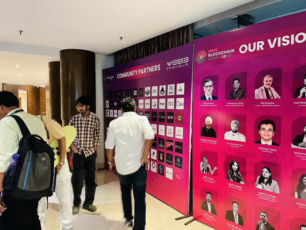 🚀 Web3 Aligarh at #Web3preneur Summit @ Welcome Hotel by ITC!

✨ Incredible speakers, inspiring sessions &amp; an amazing crowd.

🤝 Grateful to connect with so many brilliant minds in the space, truly a great experience!

#Web3 #Crypto #Blockchain