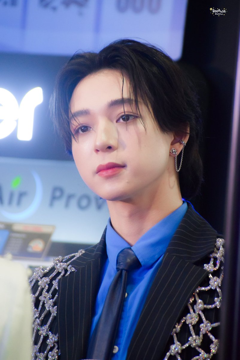 beebeAusa's tweet image. สวย หล่อ เท่ จบครบในคนเดียว

BBAS HAIER EXPO 2025
#HaierxBas
#บาสเด็กอ้วนที่แท้จริง @basjtr
#memory_Bee