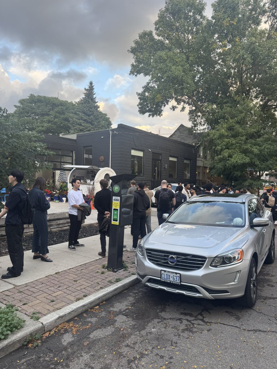 Hankyone 🥴 tweet media